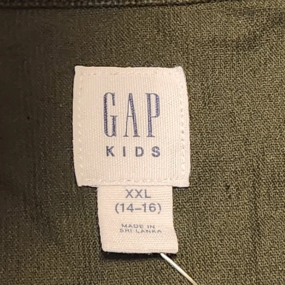 NWT GAP Kids Corduroy Button Down Shirt Casual Fall Winter Warm Classic‎